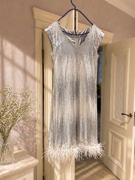 Продам вечерние платья