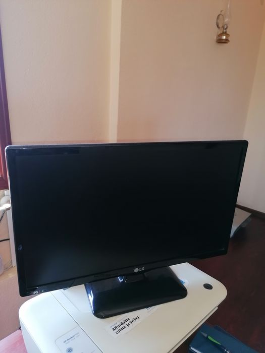 Телевизор LG, 22 инча, HDMI.  .