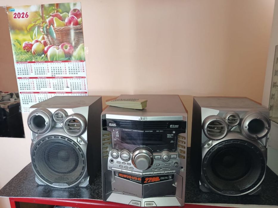 Музыкальный магнитофон JVC MX-SK1