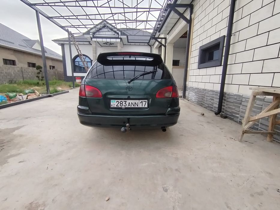 Тойота Авенсис Дизельный