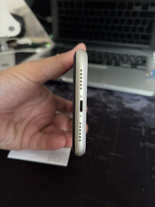 Iphone 11, alb, 64GB