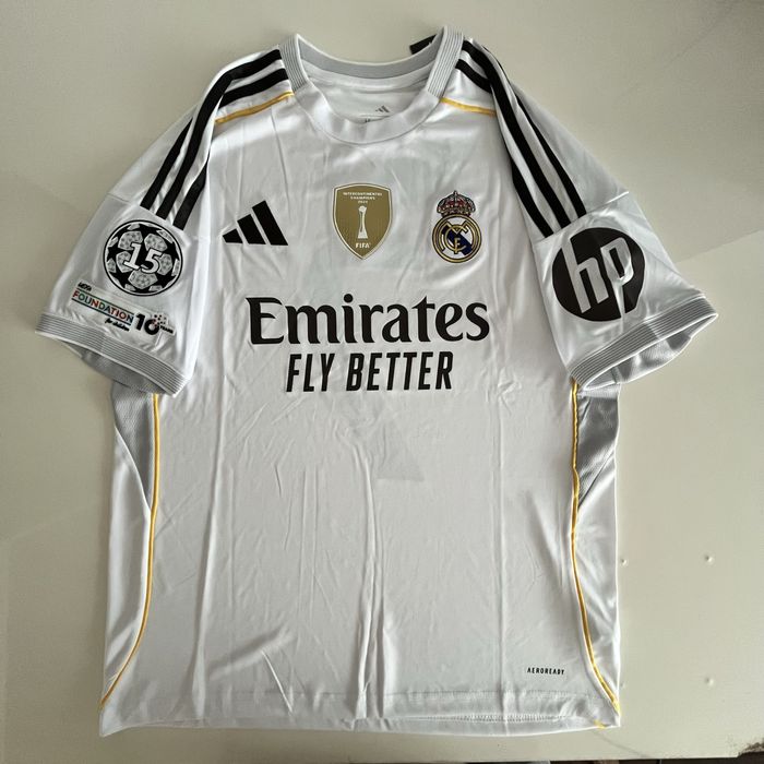 Tricouri de Fotbal