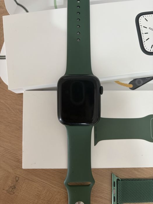 Apple watch 7 45mm зеленым цвете