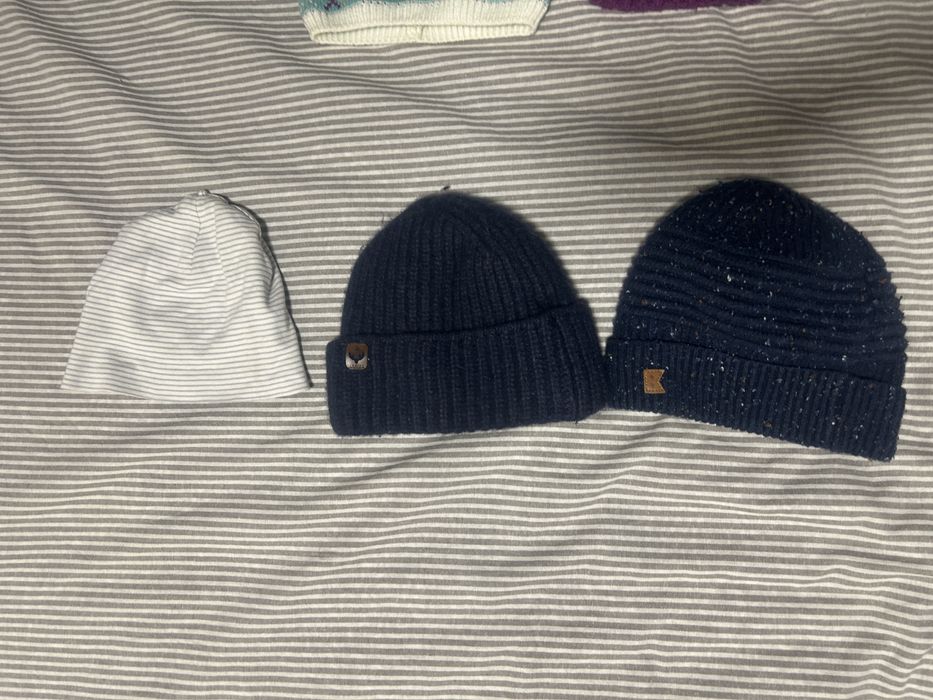 Детски шапки за момче, размер 50, като нови