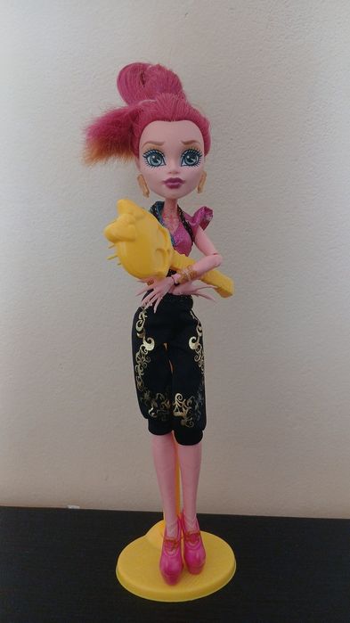 Păpușă Monster High