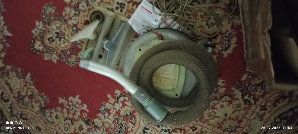 Советский пылесос Буран