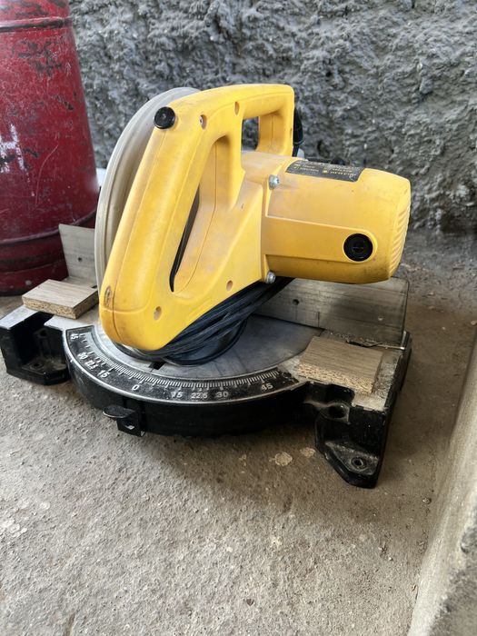 Tarsofka sotiladi 800.000 min