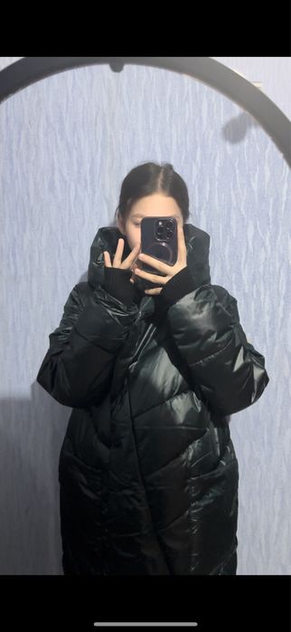 Продается куртка новая