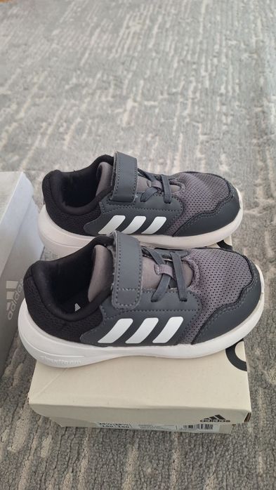 Adidasi sandale slapi adidas/puma next marimea 25.5- 15cm