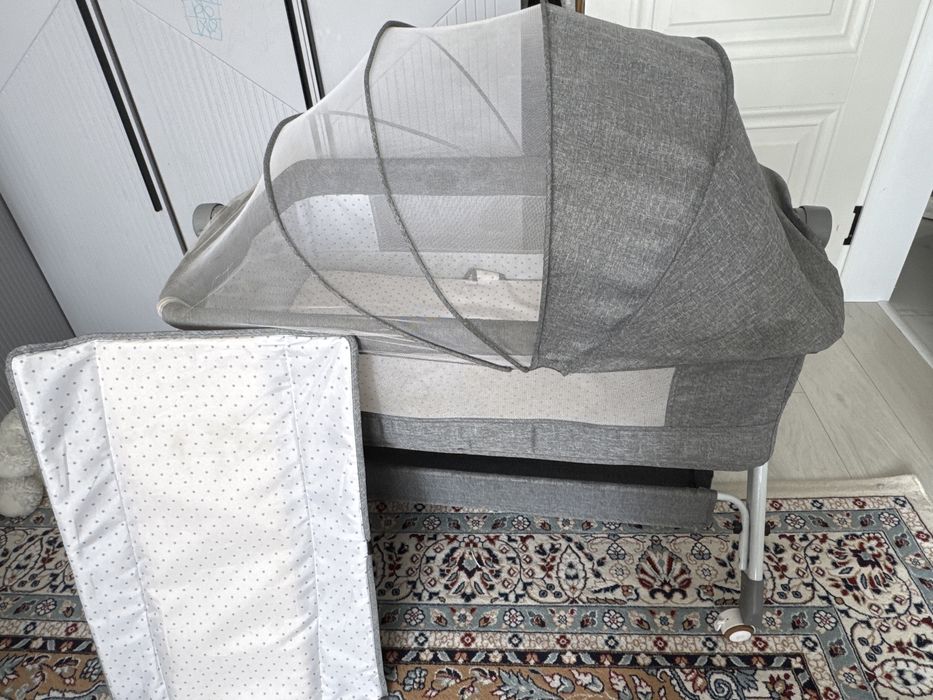 Детская люлька срочно продается.