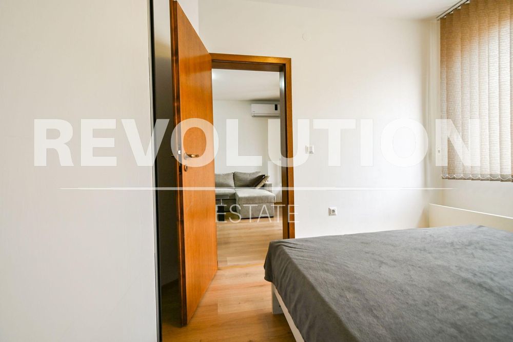 Дава се под наем Тристаен апартамент в София, Манастирски ливади - 110 кв.м за 747.66 € - Снимка #8