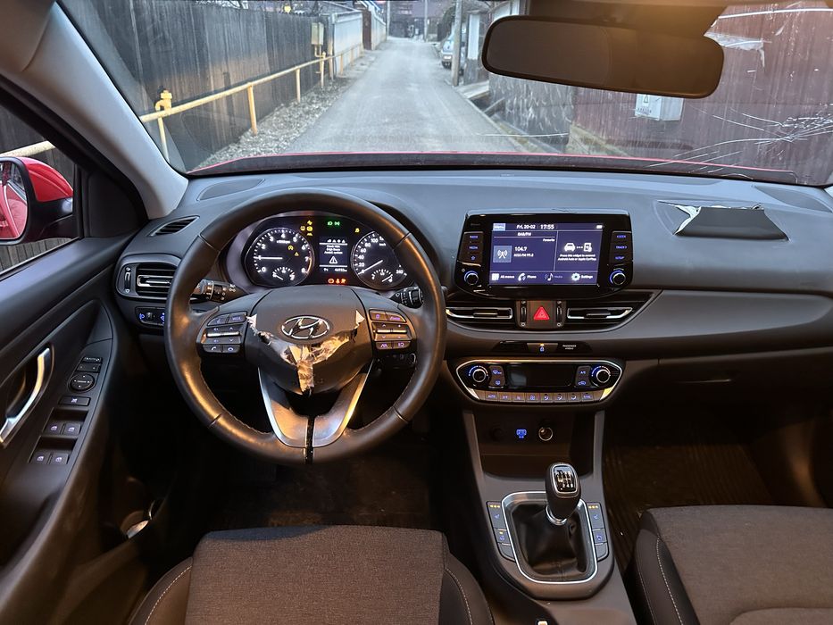 Hyundai I30 2023 1.5 Benzina 40.000km Navi/Incalzire avariat