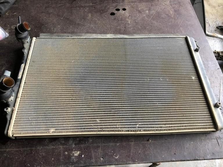 Radiator apa Volkswagen Polo 4 1K0121251AT 1.4 1.8 tfsi