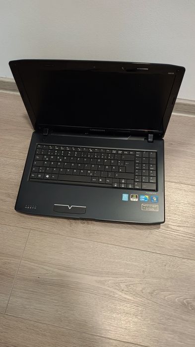 Lot 4 laptopuri funcționale dar incomplete