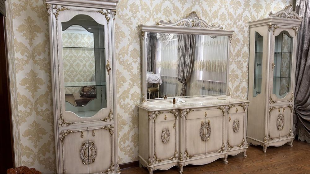 Стенка в гостиную