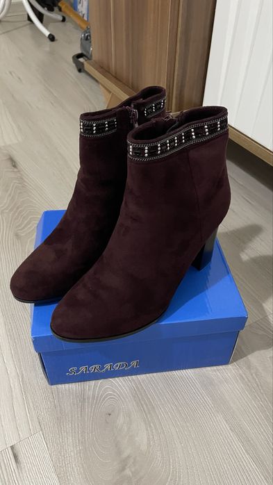 Боти и чанта