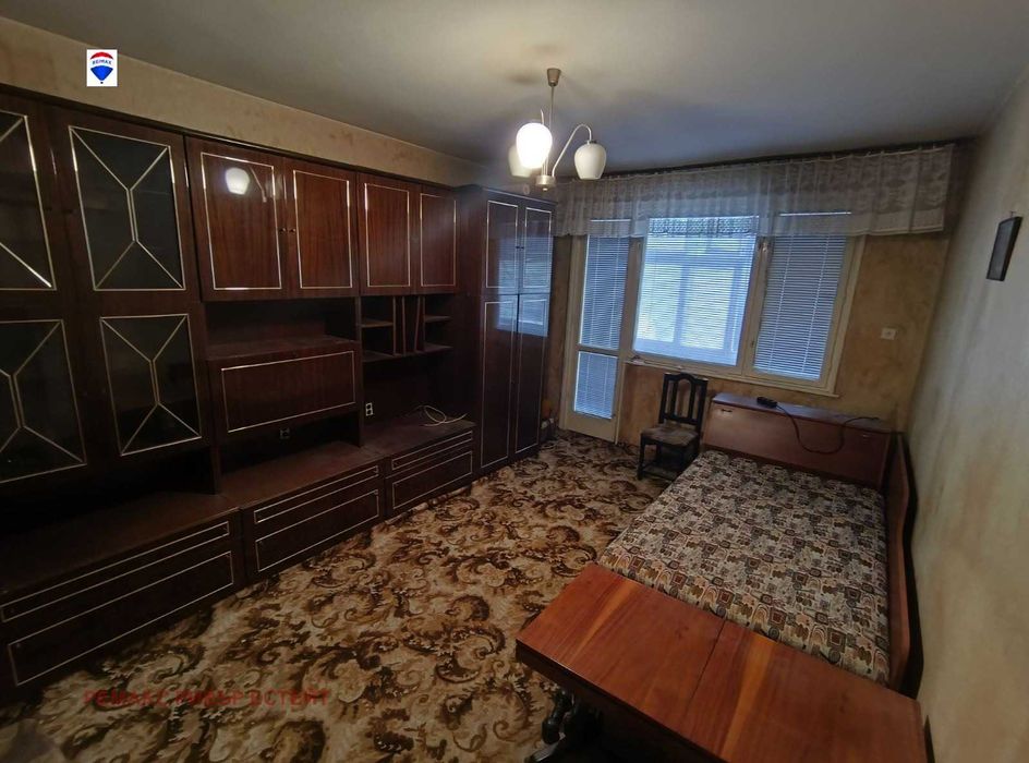 Дава се под наем Двустаен апартамент в Русе, Широк център - 60 кв.м за 204 € - Снимка #8