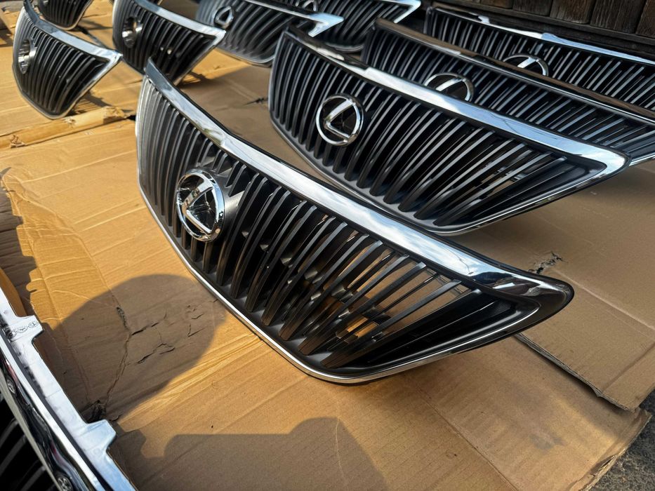 Решётки радиатора LEXUS RX330