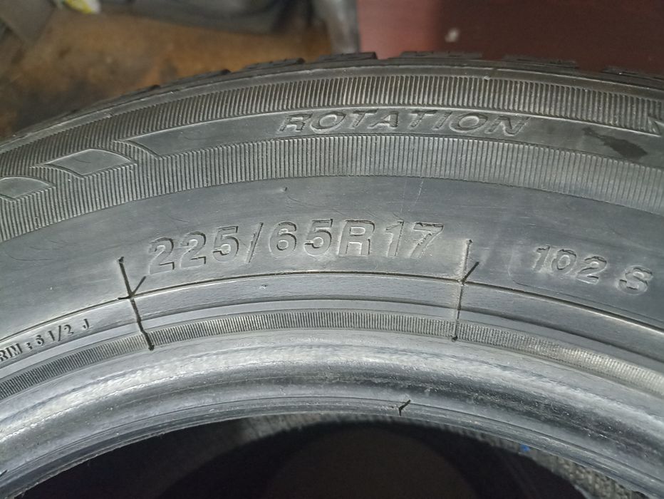 Шины зимние, шипы. 225х65х17