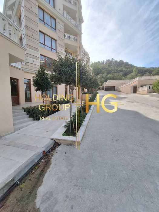 Продава се Двустаен апартамент в Варна, Аспарухово - 76 кв.м за 1941 €/кв.м - Снимка #10