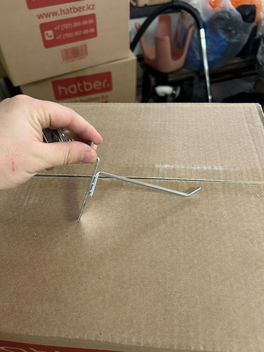 Продам крючки все размеры  для эконом панелей