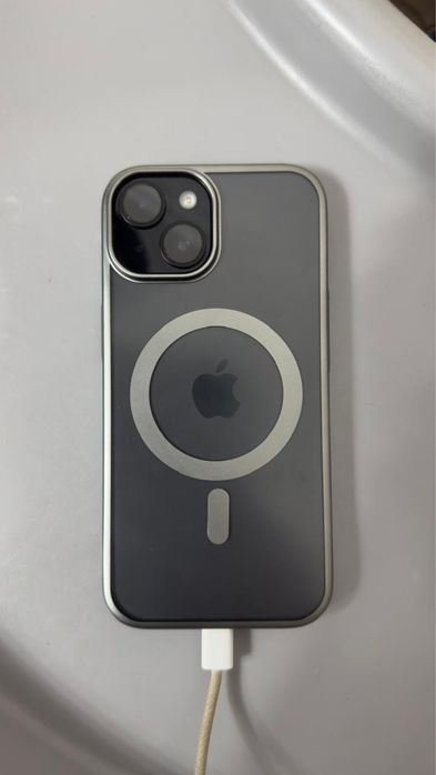 iPhone 15 128гб емкость 90%