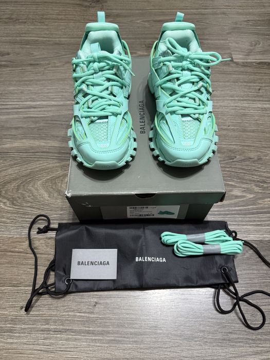 Balenciaga Track Turcoaz - Noi cu etichetă , cutie și toate accesoriile - Calitate Premium