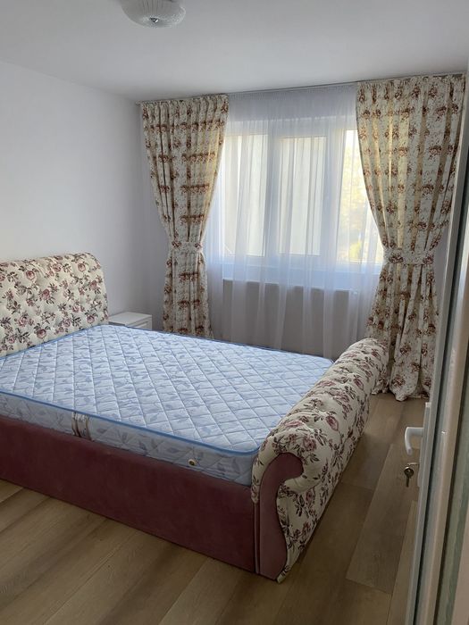 Inchiriez apartament!!