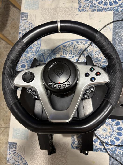 Волан и педали Genesis