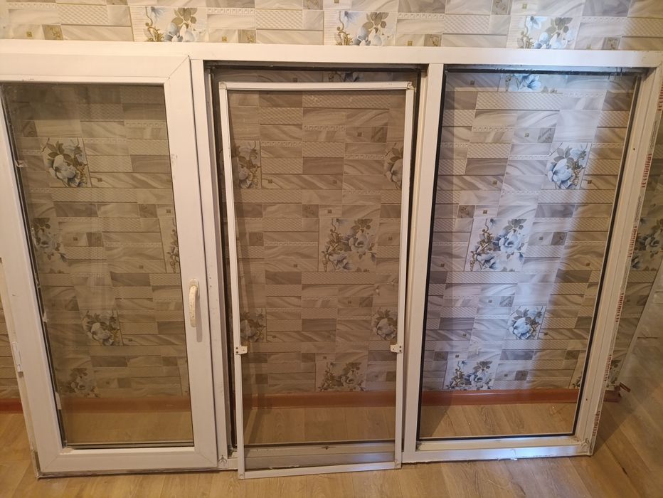 Продам б/у пластиковые окна