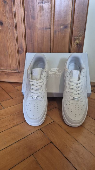 Adidasi air force