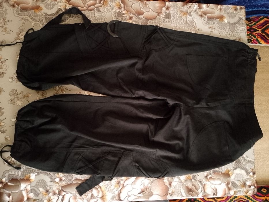 Женский брюк кора холати яхши