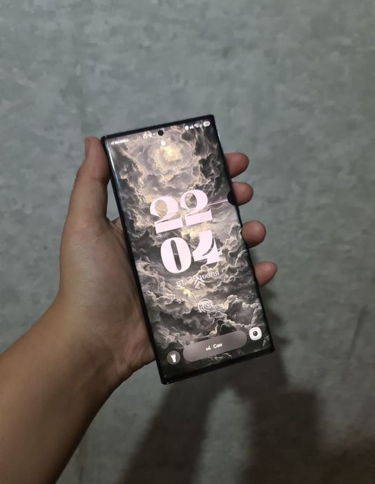 Продам самсунг S 22 ultra