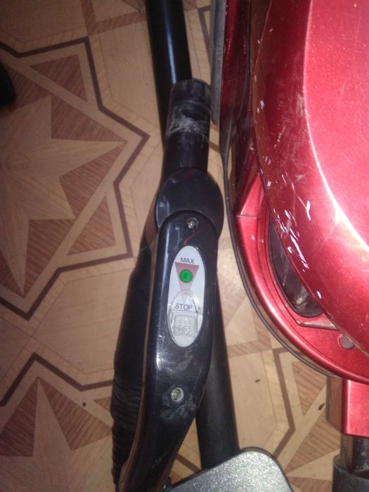 Мощный Пылесос  с гаранттией