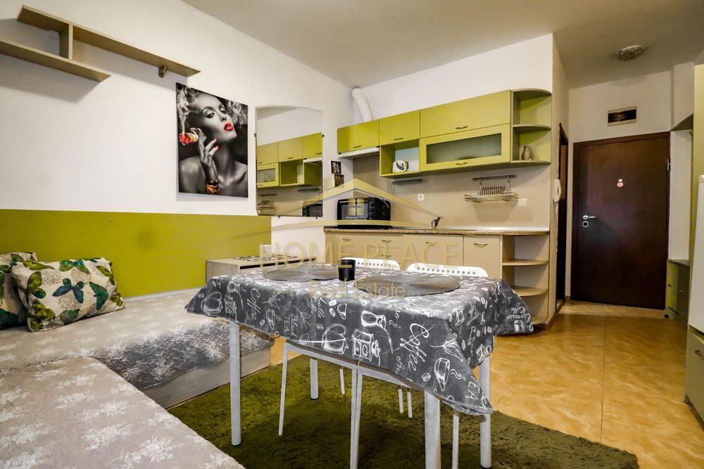 ПАРКОМЯСТО ! Едностаен апартамент под наем - Бриз