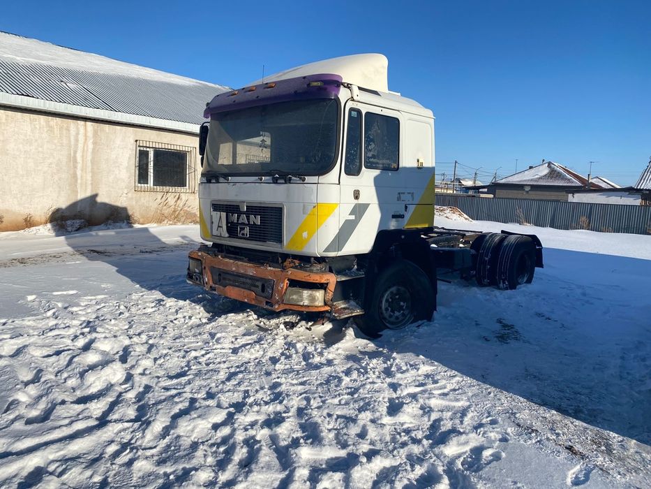 Продам тягач ман