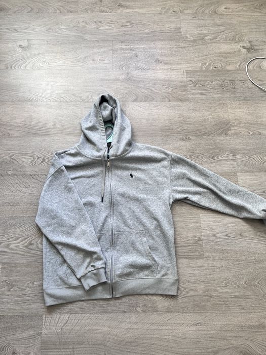 продам одежду размера L XL