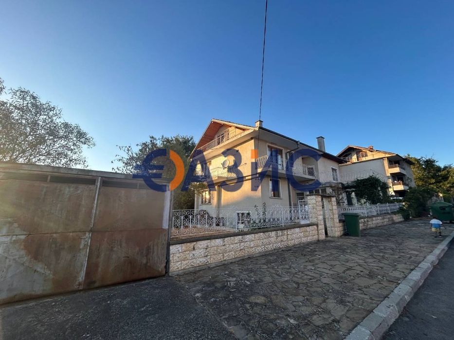 Продава се Къща в с. Кошарица, Област Бургас - 300 кв.м за 934 €/кв.м - Снимка #13