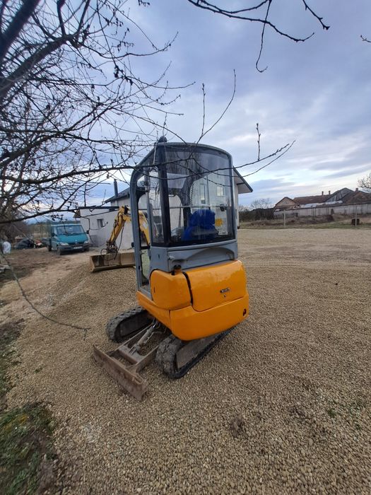 Execut lucrări cu excavator 1.8 t | Experiență 10 ani. pe judetul timi