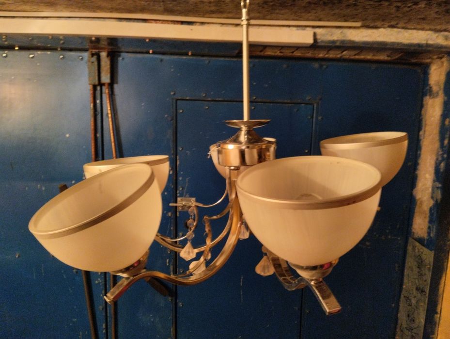 Люстра б.у. Район КЖБИ