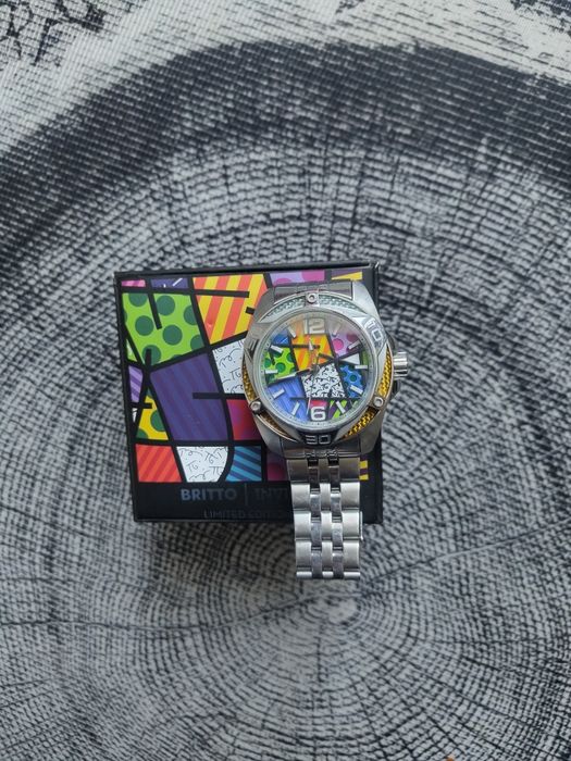 Часы лимитированная модель