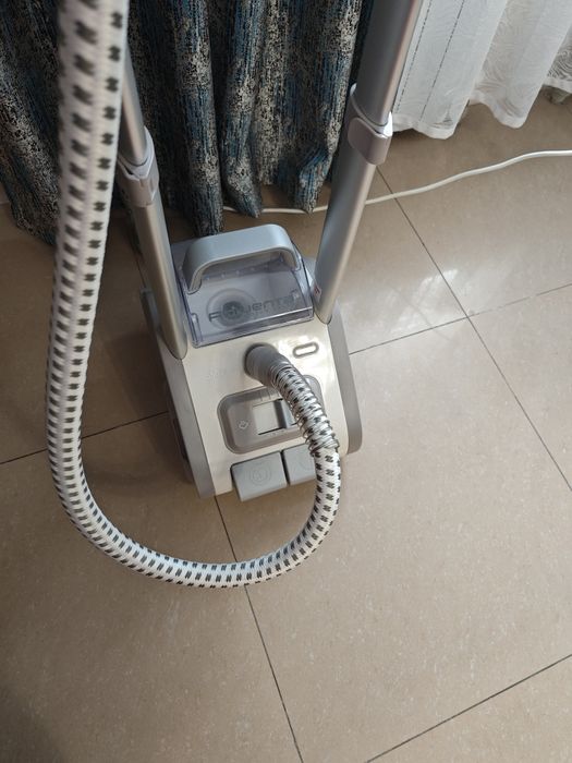 Продам отпариватель Rowenta