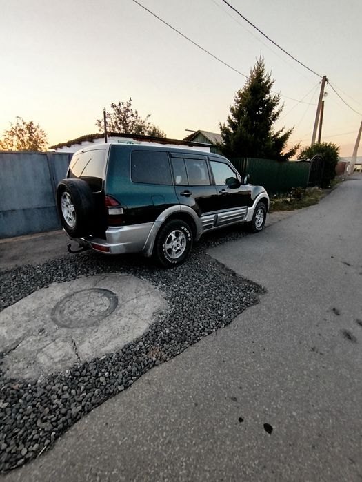 Митсубиси Паджеро 3
