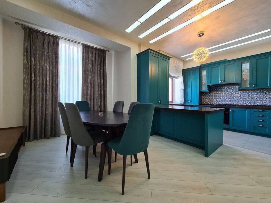 Квартира ЖК Parisien 5/5/8 198 м2