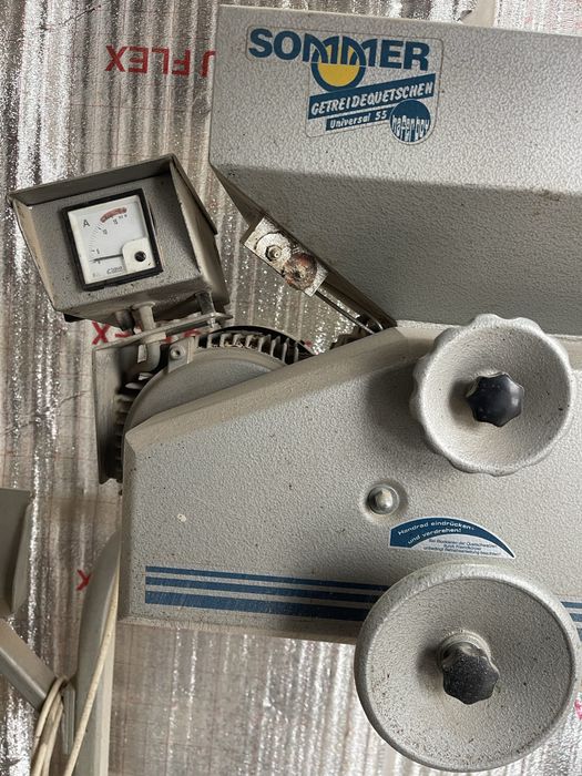 Плющилка зерновая