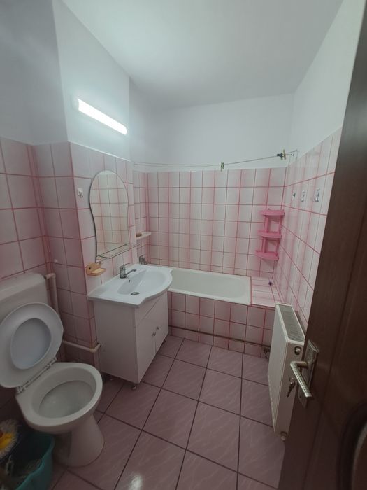 Închiriez apartament 2 camere