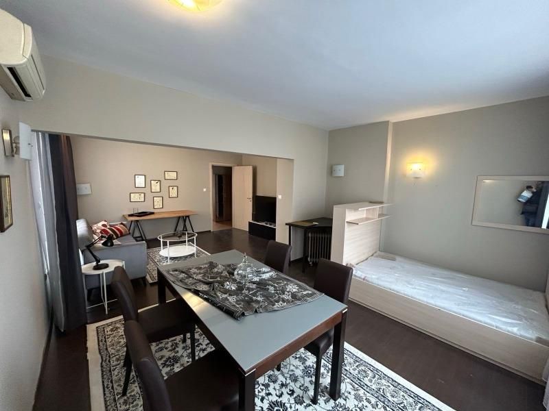 Дава се под наем Двустаен апартамент в София, Медицинска академия - 70 кв.м за 800 € - Снимка #1