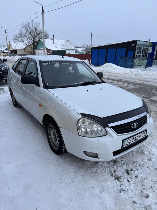 Продам приору 2013года