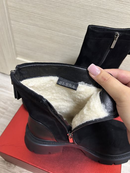 Продам зимние ботинки