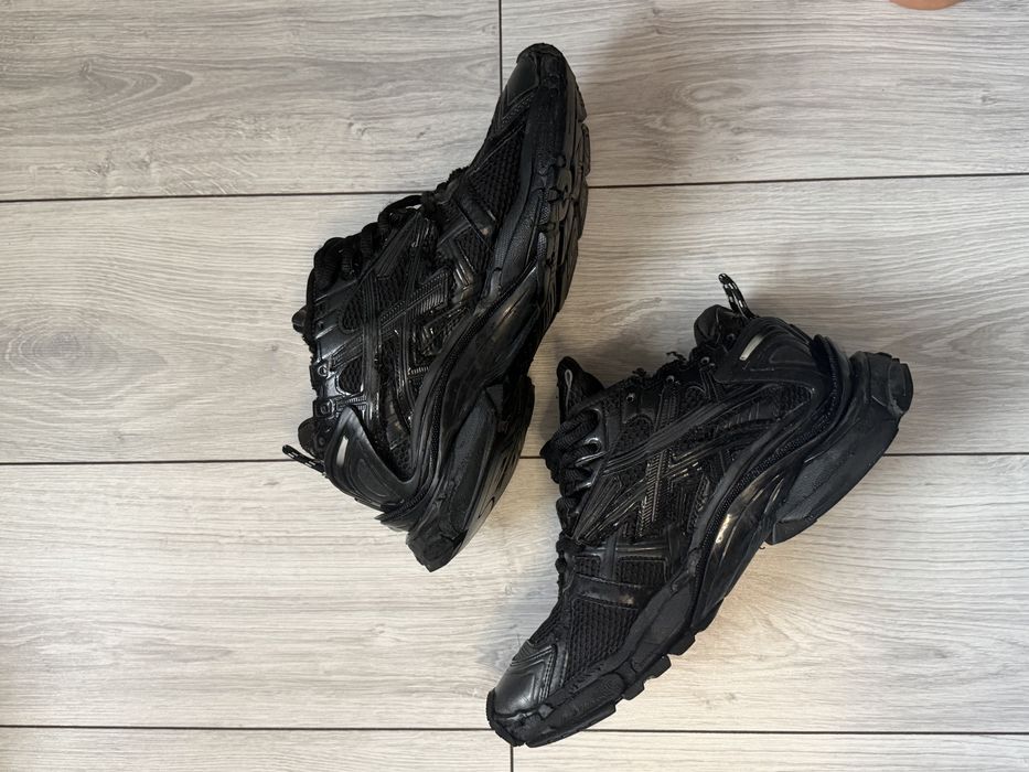 Запазени Черни Balenciaga Runner размер 45